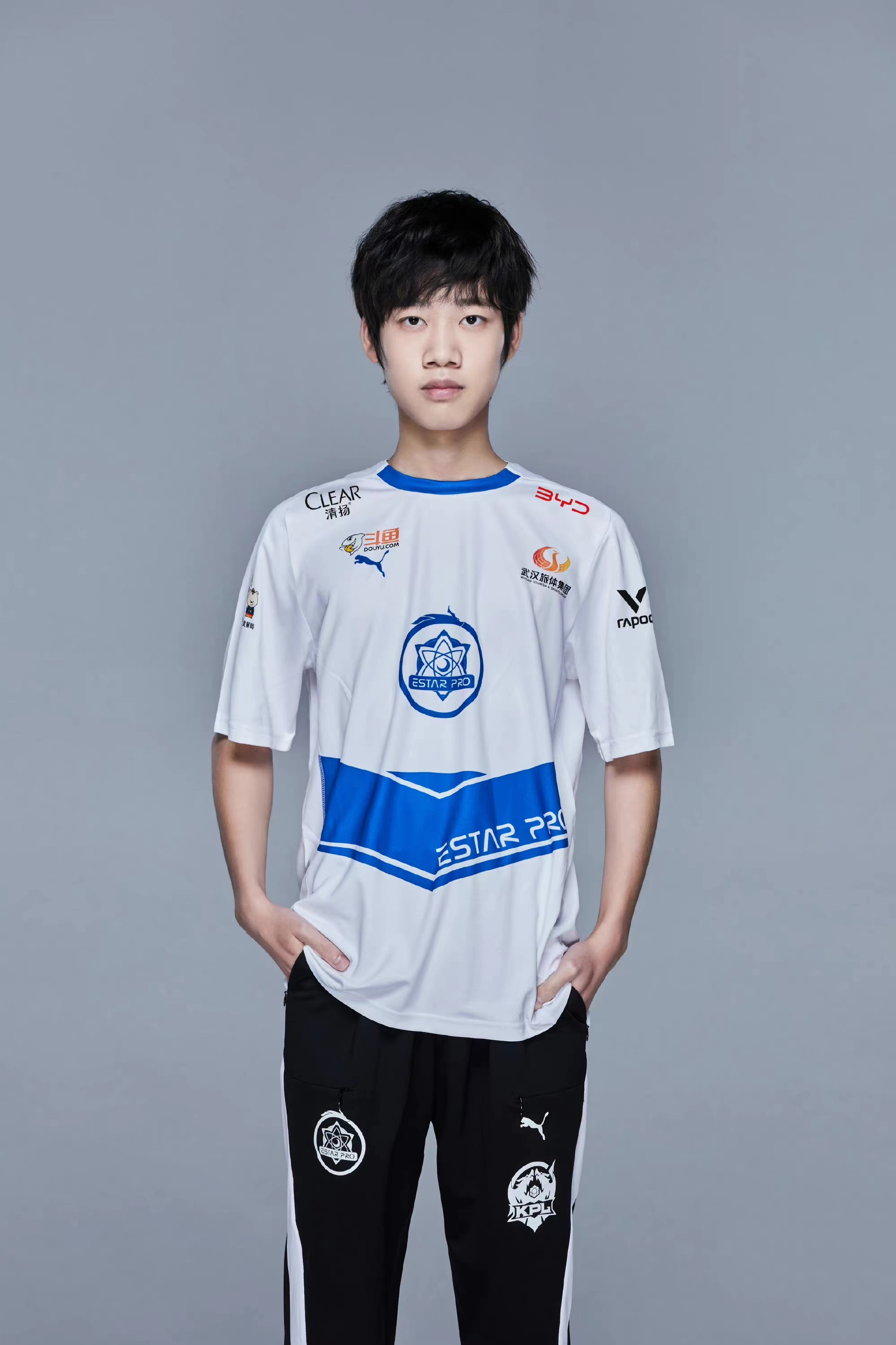 关于川蜀雪豹队鏖战北城暴熊队，举重邀请赛小胜，替补奇兵立功。重拾自信的夜晚的信息