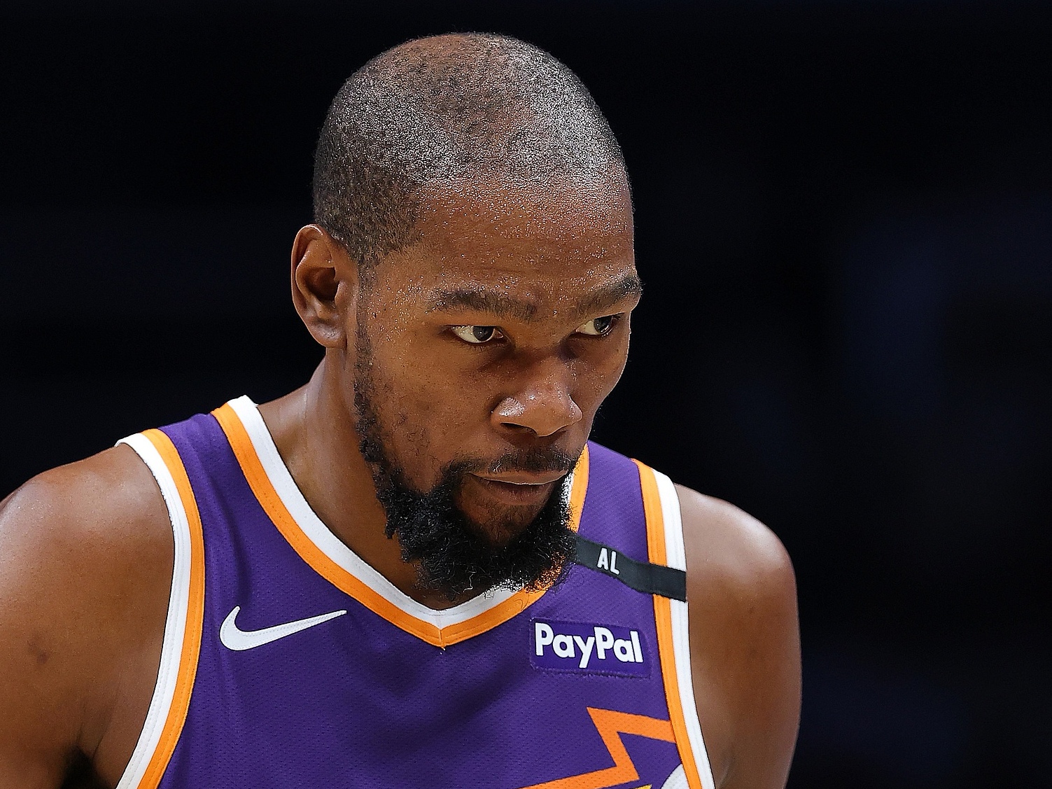 包含杜兰特新星爆冷表现突出，巴黎圣日耳曼前途光明！观众掌声雷动的词条