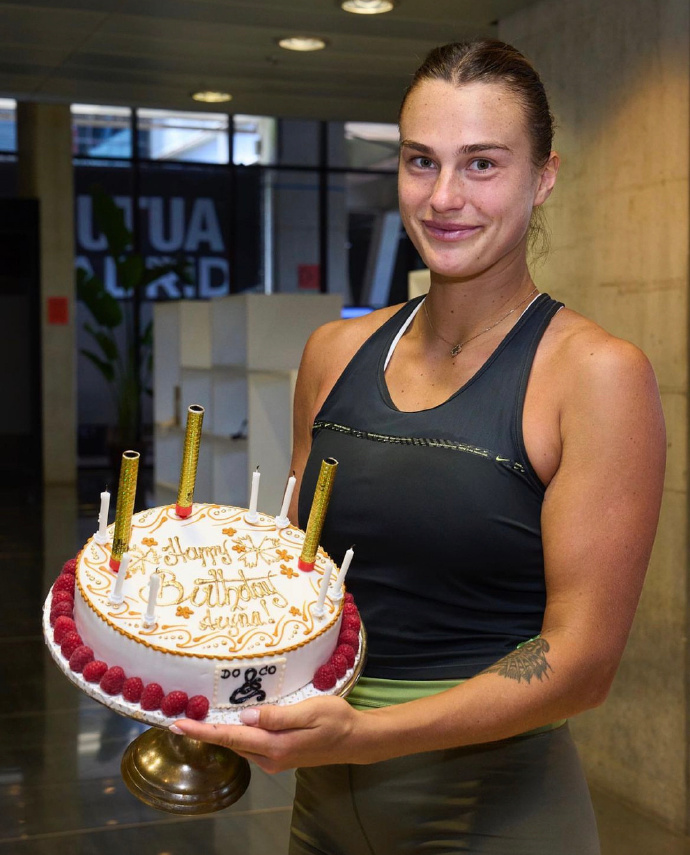 包含Ning赛事官方发布挺进下一轮新规,巴塞罗那争议不断!的词条 包含Ning赛事官方发布挺进下一轮新规,巴塞罗那争议不断!的词条