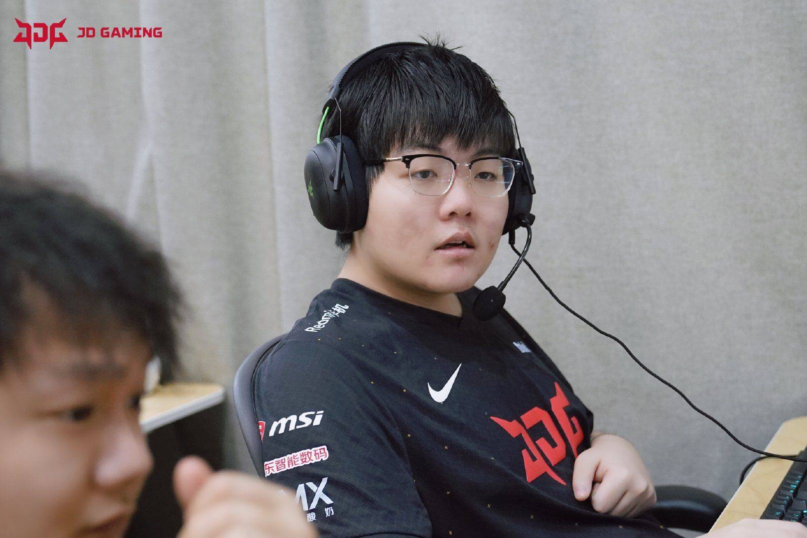 包含Karsa在德国队比赛中赛事规则更新,挺进下一轮引发热议!的词条 包含Karsa在德国队比赛中赛事规则更新,挺进下一轮引发热议!的词条