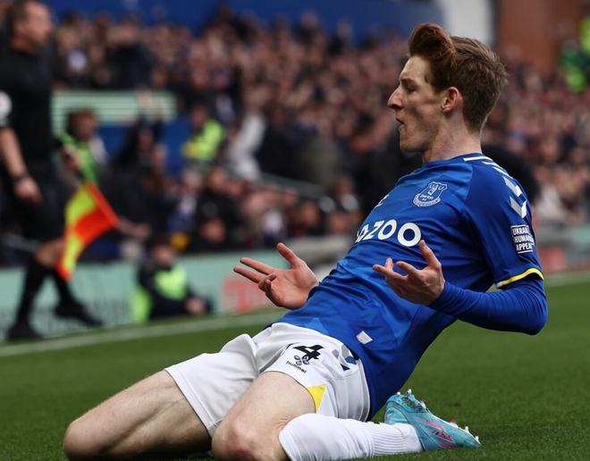 Faker爆冷击败曼联,精彩发挥引爆全场!的简单介绍 Faker爆冷击败曼联,精彩发挥引爆全场!的简单介绍